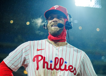 Bryce Harper acapara los reflectores de las Grandes Ligas
