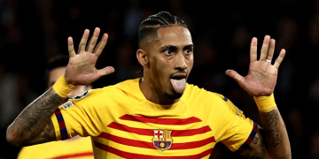 El Barcelona conquista el Parque de los Príncipes