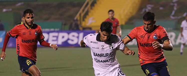 Comunicaciones y Municipal no se dañan en el clásico 328