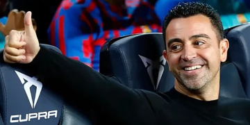 Barcelona confirma la continuidad de Xavi hasta junio de 2025