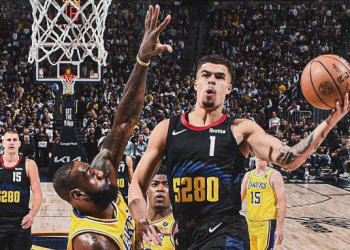 Los Nuggets a una victoria de barrer por segundo año consecutivo en los Playoffs a los Ángeles Lakers