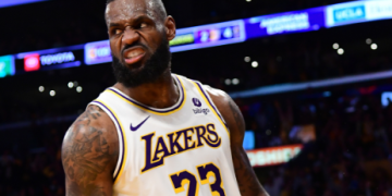 Los Lakers salvan el honor y vencen a Denver tras once derrotas seguidas