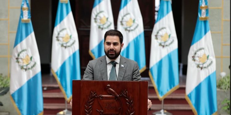 Comisionado Nacional Contra la Corrupción, Santiago Palomo.