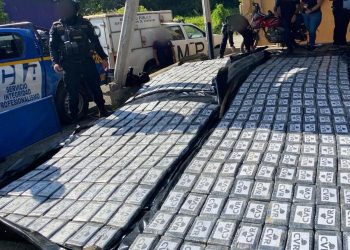 Decomisan cocaína en Izabal.