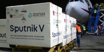 Primer lote de vacunas Sputnik V llegó a Guatemala en mayo de 2021. /Foto: MSPAS