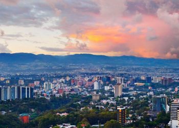 Estudio revela que calidad del aire es mala en la capital del país. /Foto: Kayak.