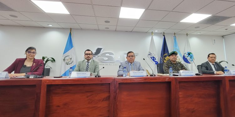 Firma de convenio para la facilitación del comercio en Guatemala