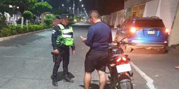 Operativo policial en La Gomera, Escuintla, contra motociclistas infractores