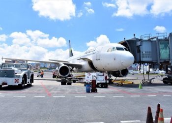 Las operaciones en el aeropuerto La Aurora continúan con normalidad. /Foto: DGAC