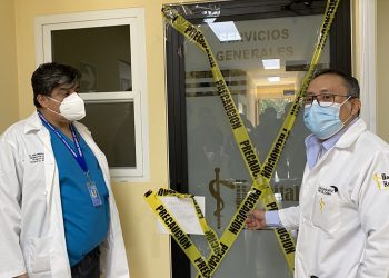 Autoridades del Roosevelt cerraron desde el pasado viernes diversas oficinas en continuidad al caso de sustracción de documentos. /Foto: Hospital Roosevelt