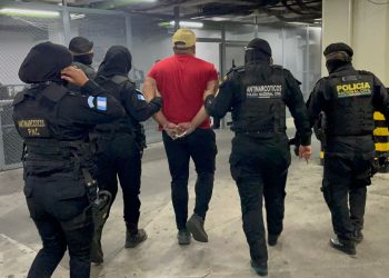 Agentes de la SGAIA-PNC capturaron al quinto extraditable. /Foto: PNC