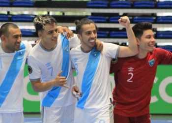 “¡De menos a más! Guatemala golea a República Dominicana en el Premundial de futbol sala