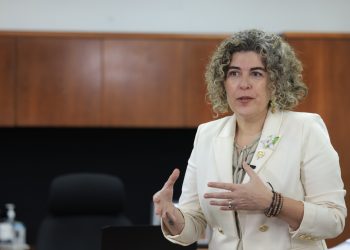 100 días de gestión: Reorganizan viceministerios de Economía