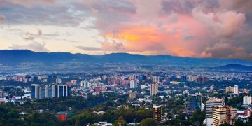 Monitoreo reporta “muy mala” calidad del aire en el área metropolitana