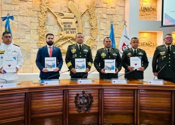El Mindef presenta la Política de Transparencia del Ejército de Guatemala