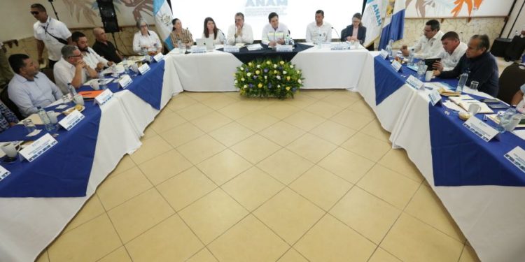 Presidente Bernardo Arévalo visita Petén y Alta Verapaz este día