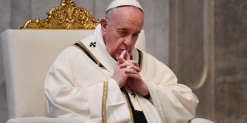 El papa Francisco, “profundamente entristecido” por la “tragedia sin sentido” en Sídney