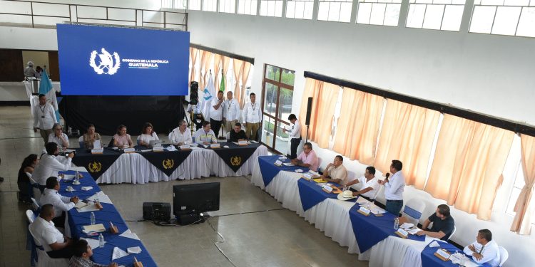 Gobierno analiza acciones en departamentos sin gobernadores