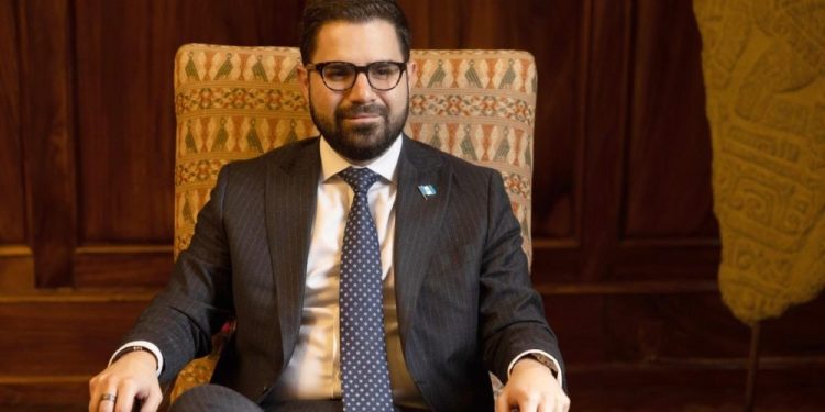 Comisionado anticorrupción dice que el Estado está en condición “crítica”