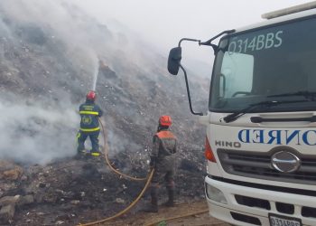 Incendio en vertedero de AMSA se encuentra controlado en un 75%