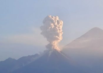 Volcán Santiaguito presenta alta actividad en los últimos tres meses