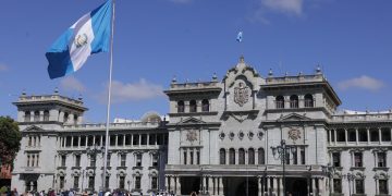 Guatemala participó en una sesión extraordinaria convocada por la OEA ante la situación de México y Ecuador. /Foto: Gilber García