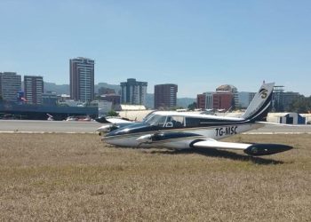 Aeronave derrapa en pista de aterrizaje del AILA. /Foto: DGAC
