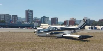 Aeronave derrapa en pista de aterrizaje del AILA. /Foto: DGAC