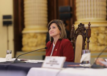 Vicepresidenta Karin Herrera en el Conavi. / Foto: Vicepresidencia de la República.