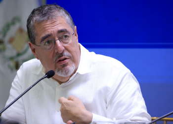 El presidente Bernardo Arévalo habló con la ministra de Ambiente y Recursos Naturales.