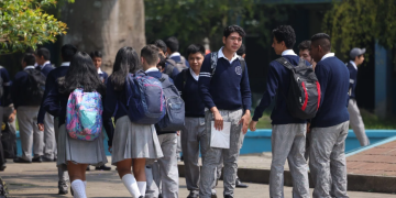 Sigue la suspensión de clases por el incendio en el vertedero de AMSA. / Foto: DCA.