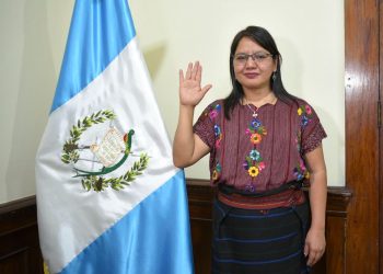 Elsa Hernández es juramentada como la gobernadora de Huehuetenango 