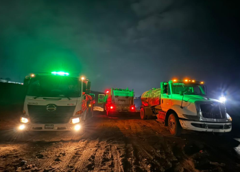 Conred trabaja desde tempranas horas, en la plataforma , donde se reactivó el incendio en el vertedero de AMSA.