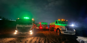 Conred trabaja desde tempranas horas, en la plataforma , donde se reactivó el incendio en el vertedero de AMSA.