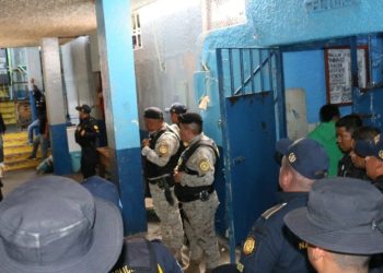 SP busca bloquear señales telefónicas en cárceles