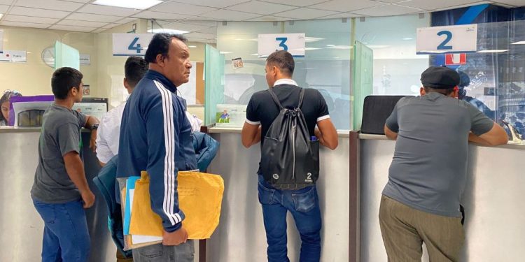 El IGM ha otorgado más de mil residencias a extranjeros este año