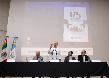 El libro conmemora los 175 años de relación entre Guatemala y México.