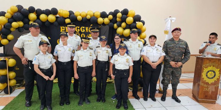 Fomentan valores cívicos en las generaciones más jóvenes de Jalapa