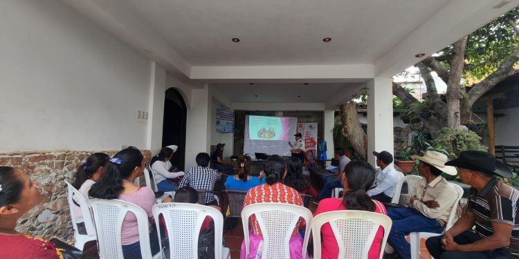 Reunión en Jalapa busca reducir la violencia y fortalecer la comunidad rural
