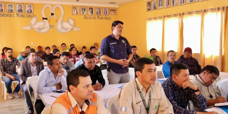 Continúan las acciones para sofocar incendios forestales en Huehuetenango