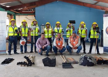 Conred entrega equipo de protección personal para el combate de incendios en Jalapa