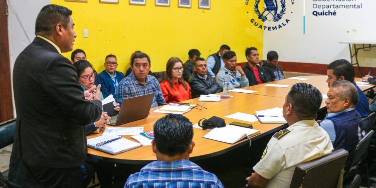 Mesa técnica de diálogo por conflicto de comunidades de Pacaguex y Camanchaj, Sacapulas, Quiché