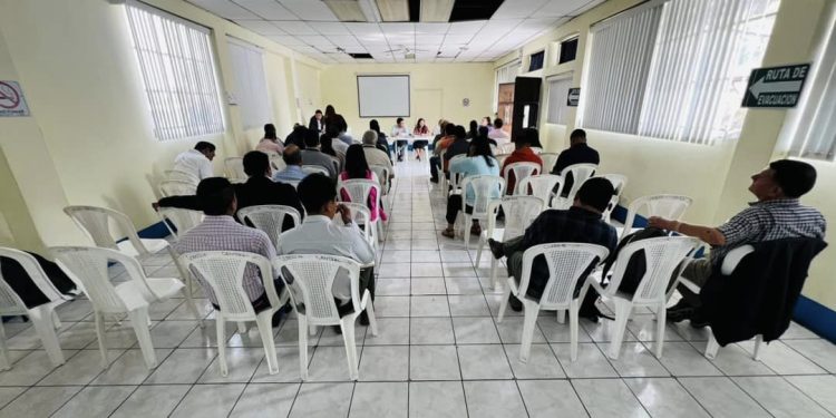 Sacatepéquez instala mesa para agilizar procesos en la ejecución de proyectos