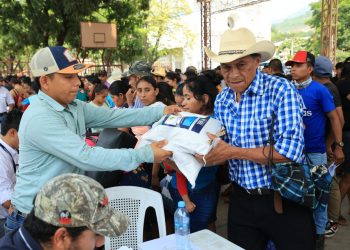 Promueven acciones en favor de la agricultura familiar de Camotán, Chiquimula
