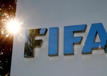 FIFA pide sanciones concretas ante racismo, que incluyen la derrota automática en partidos