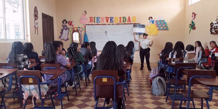 Prevención del Delito realiza actividades de prevención con estudiantes de San Marcos