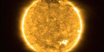 La sonda Solar Orbiter capta imágenes intrigantes de la corona solar.