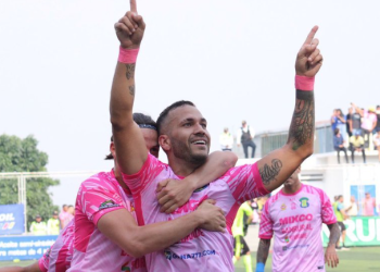 Mixco derrota a Antigua GFC y sueña con la final del Clausura 2024