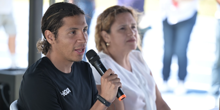 Luis Grijalva conquista doble oro en el Sound Running Track Fest