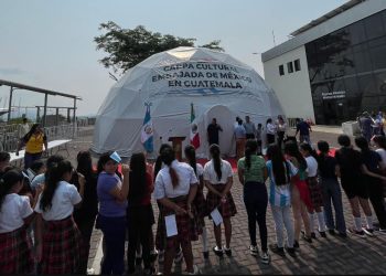 Carpa Cultura de la Embajada de México llega a Zacapa.